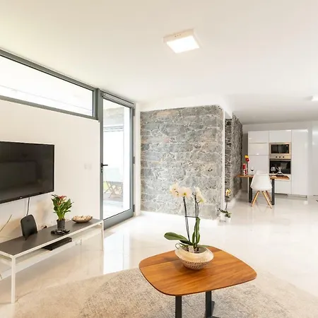 Bhf Residences Ying Yang