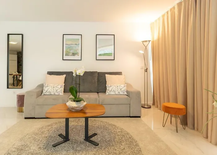 Bhf Residences Ying Yang בית נופש קלייטה